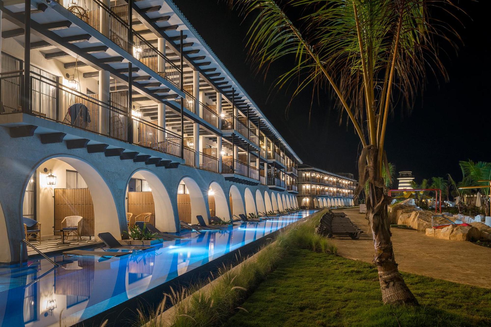 Ocean El Faro Resort (Adults Only) Punta Cana Exterior photo